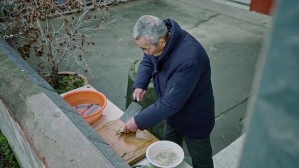 英雄之光｜這碗河蚌湯還是70年前的味道，他卻再也沒喝過……