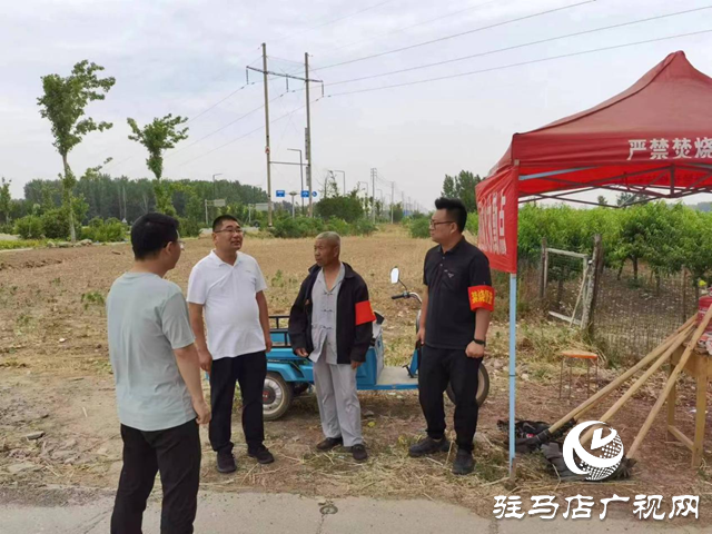 遂平縣車站街道：情系“三夏”送清涼 絲絲關懷沁人心